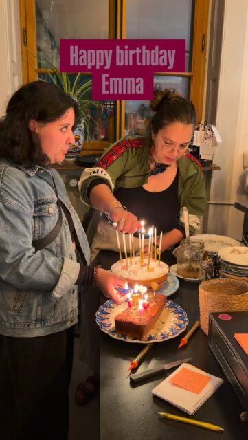 Happy birthday Emma 🎂

C’était l’anniversaire jet 27, ils ont quand même bu 3 bouteilles!!! Du jamais vu!

Emma a décidé de fêter ses 28 ans à La Nativa sous le modèle de la semi-privatisation le vendredi.

Ils étaient 30 et c’était super 🤩 

J’ai passé une super soirée 🌹

Merci pour tout 💕

Et si tu veux organiser ton anniversaire à La Nativa, appelle-moi 🤙 0782530323

Soit tu privatises le tout et tu as 2000chf de conso min ou tu fais le vendredi avec une semi-privatisation et 500chf min de conso.

Tu peux toujours amener ton gâteau gratuitement 🦄🌈

Des bisous 😴 
Laura