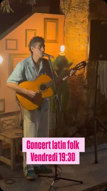 Concert avec @joaquinfernandezmusica ce vendredi à 19:30 à La Nativa avec une musique latino folk et les propres compositions de Joaquin qui font partie de son album Caminando.
Le concert se fera au chapeau, on se réjouit 🌸💕🍸